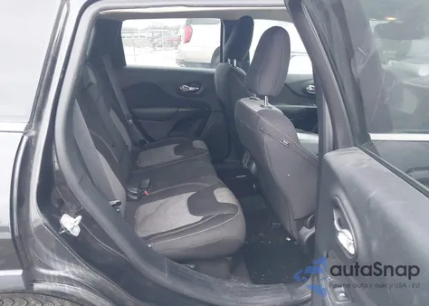 2014 Jeep Cherokee Latitude z USA, uszkodzony, nr VIN 1C4PJLCS6EW244993